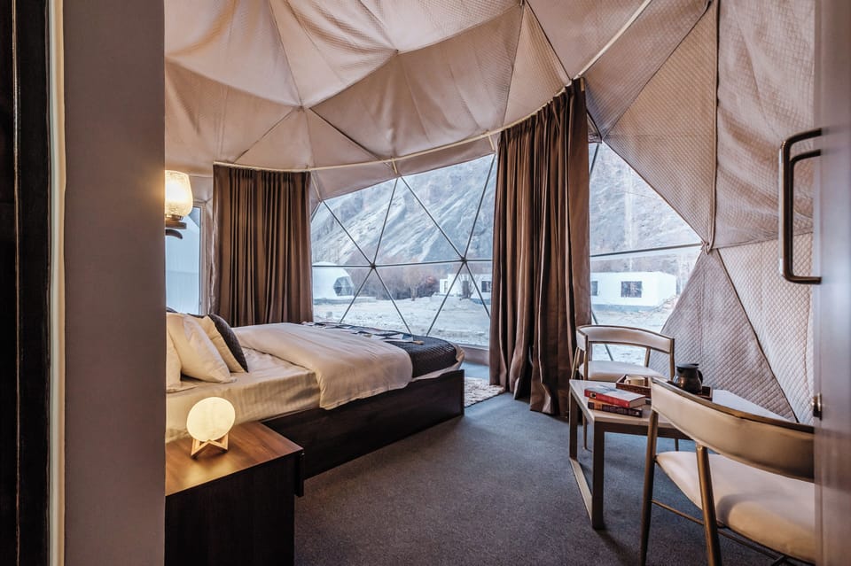 Royal Room, Valley View