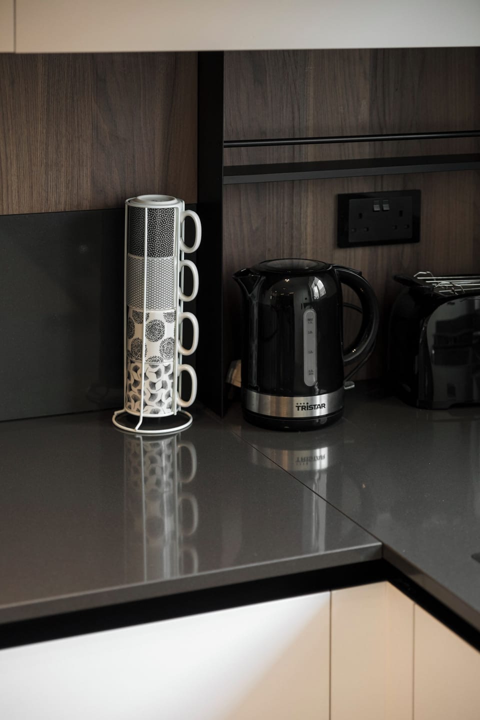 Apartment, City View | Coffee and/or coffee maker