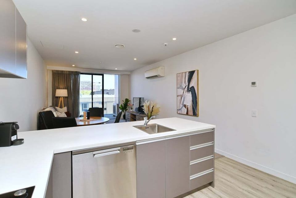 Spacious open-plan layout for relaxing and entertaining