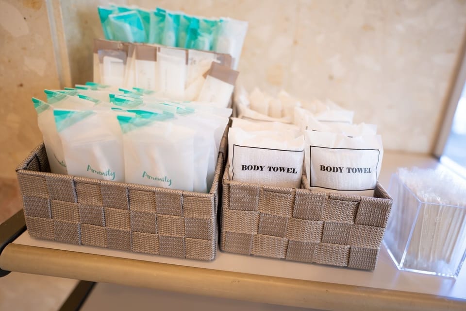 Bathroom amenities