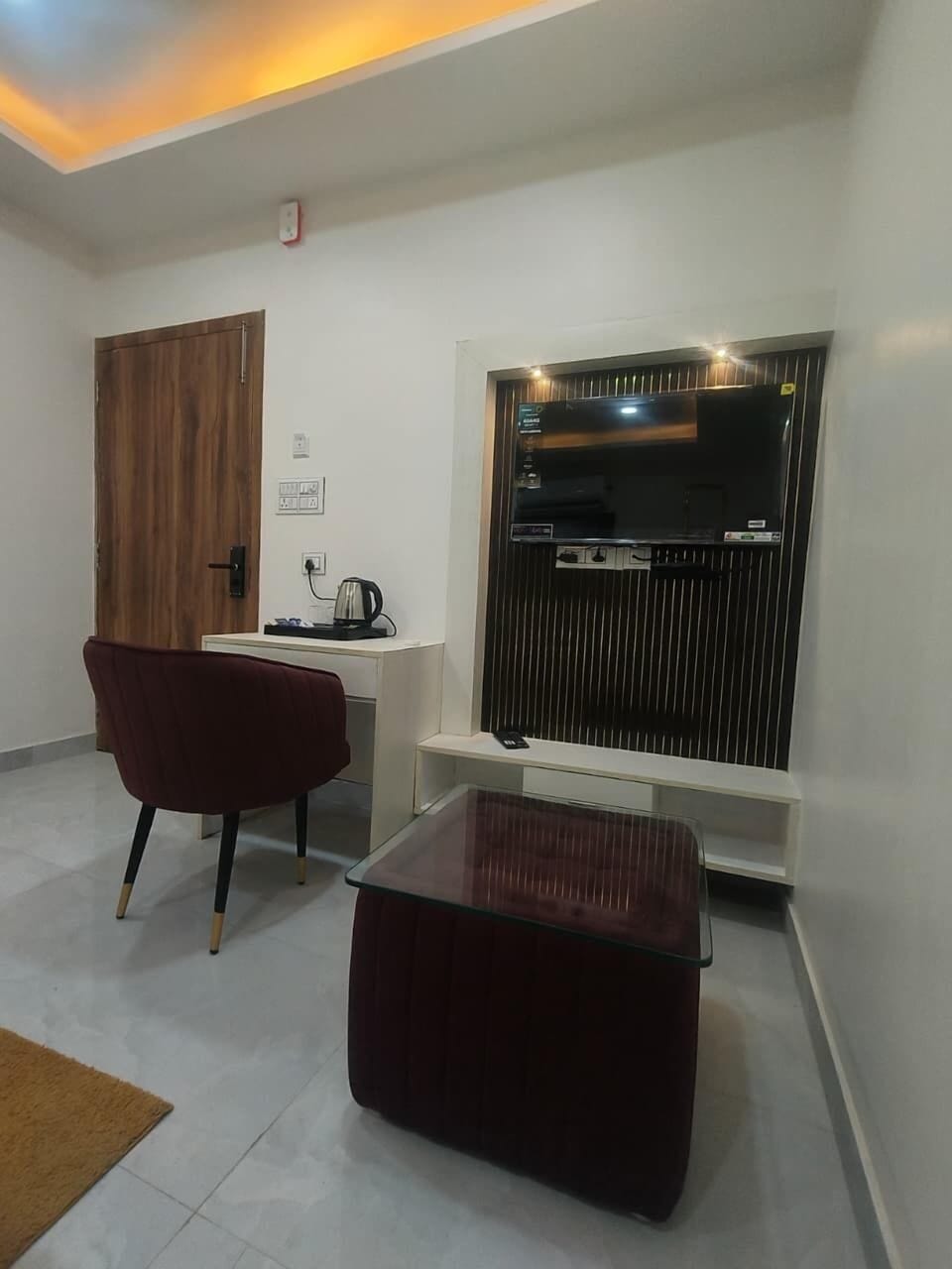 Premium Room | Premium bedding, memory foam beds, minibar, desk