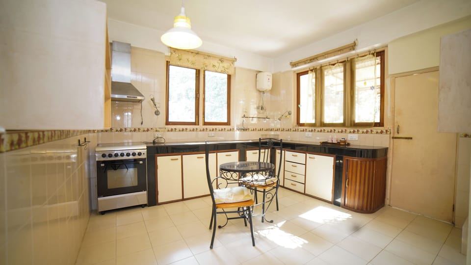Apartment, Balcony | Private kitchen