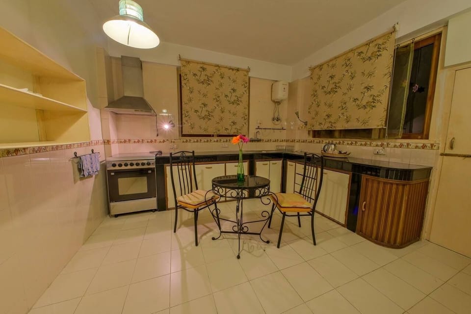 Apartment, Balcony | Private kitchen