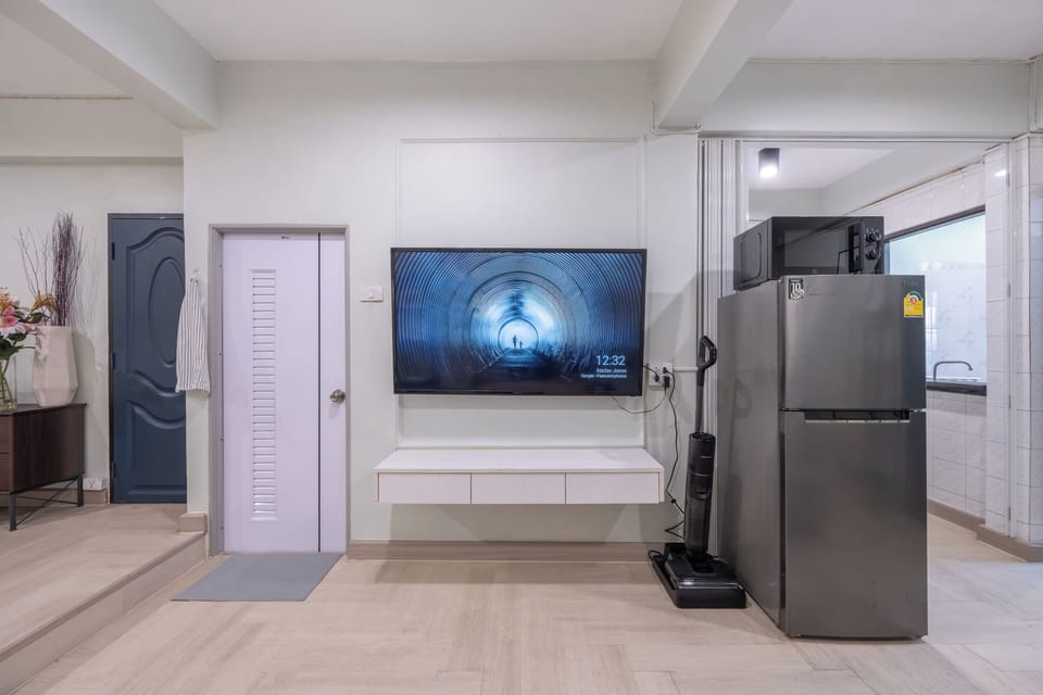 Flat-screen TV