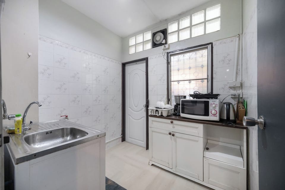 House, Balcony | Private kitchen