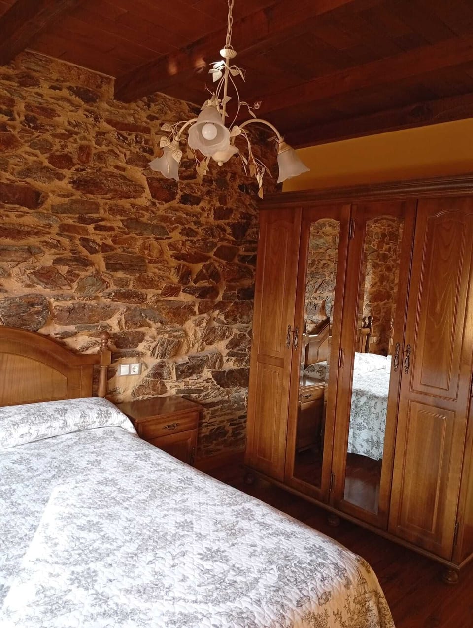 Apartment, Balcony, Garden View | Iron/ironing board, free WiFi