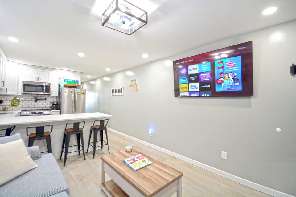 LIVING-AREA