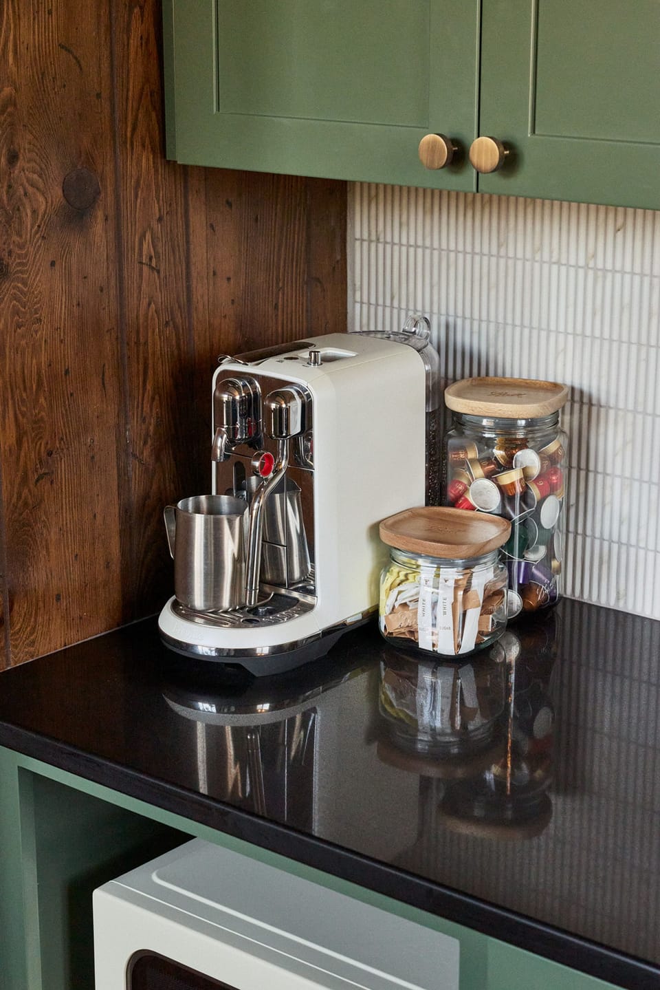 Signature Cabin, 3 Bedrooms, Hot Tub, Mountain View | Private kitchen | Fridge, microwave, oven, stovetop