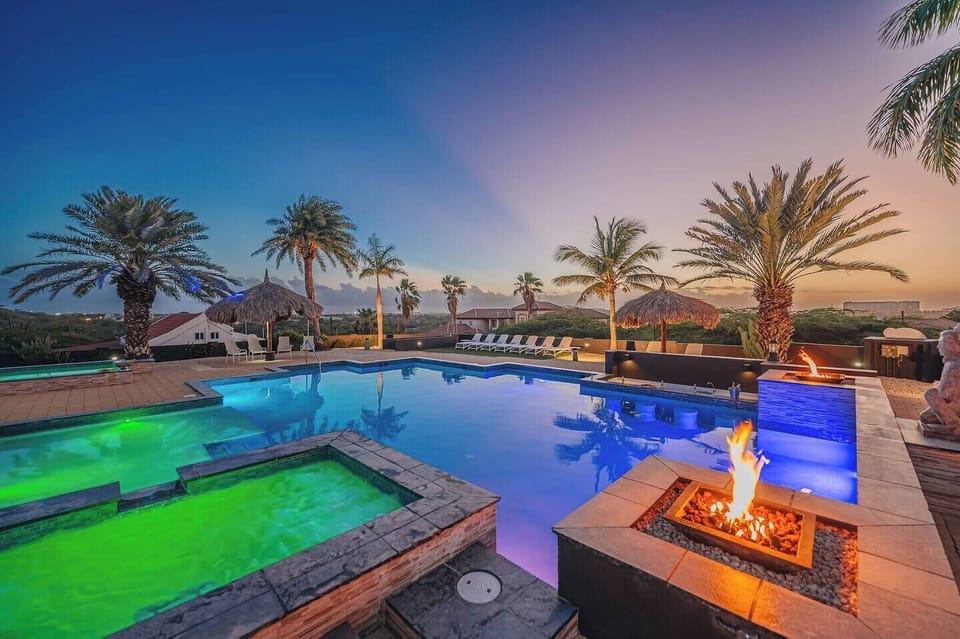 Private. Majestic. Unforgettable. Villa Royale’s pool is where resort energy meets ultimate seclusion.