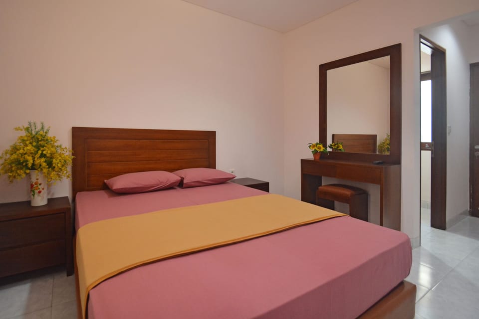 Standard Room | Desk, free WiFi, bed sheets