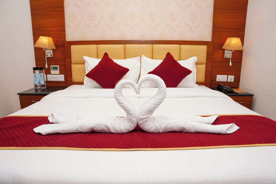 Deluxe Double Room, City View | Desk, soundproofing, free WiFi, wheelchair access