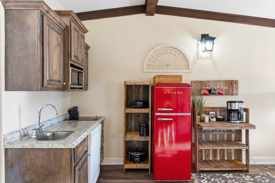 Condo, Multiple Beds, Balcony (70-74 Kimberling 213) | Private kitchen