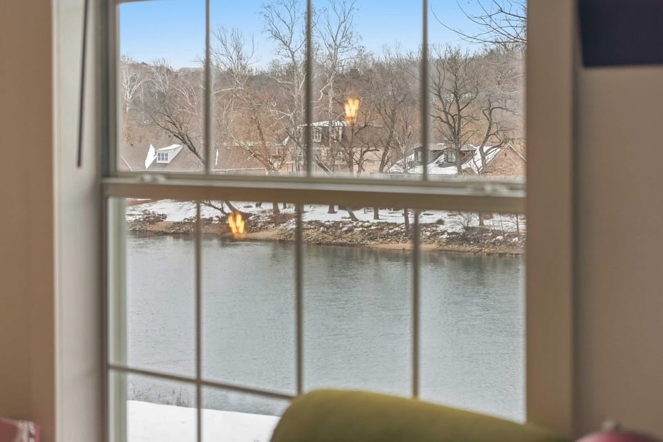 Condo, 1 King Bed with Sofa bed, Balcony (Ashley's Forgetaway) | View from room