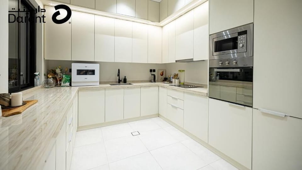 Apartment, Balcony, City View | Private kitchen