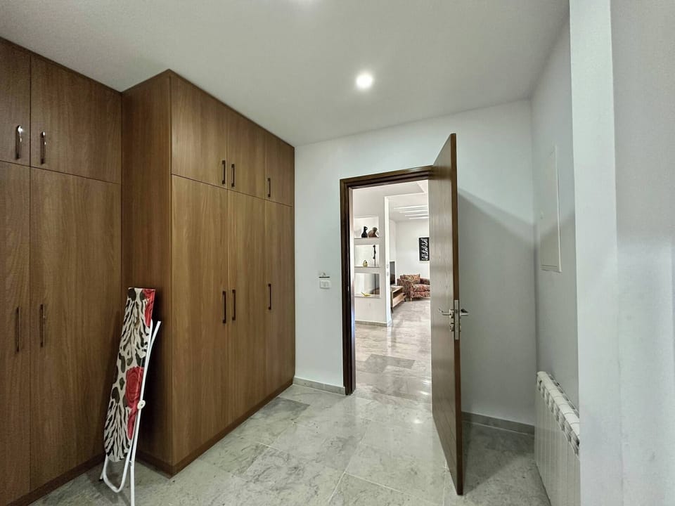 Apartment, 3 Bedrooms, Smoking, Balcony | Interior