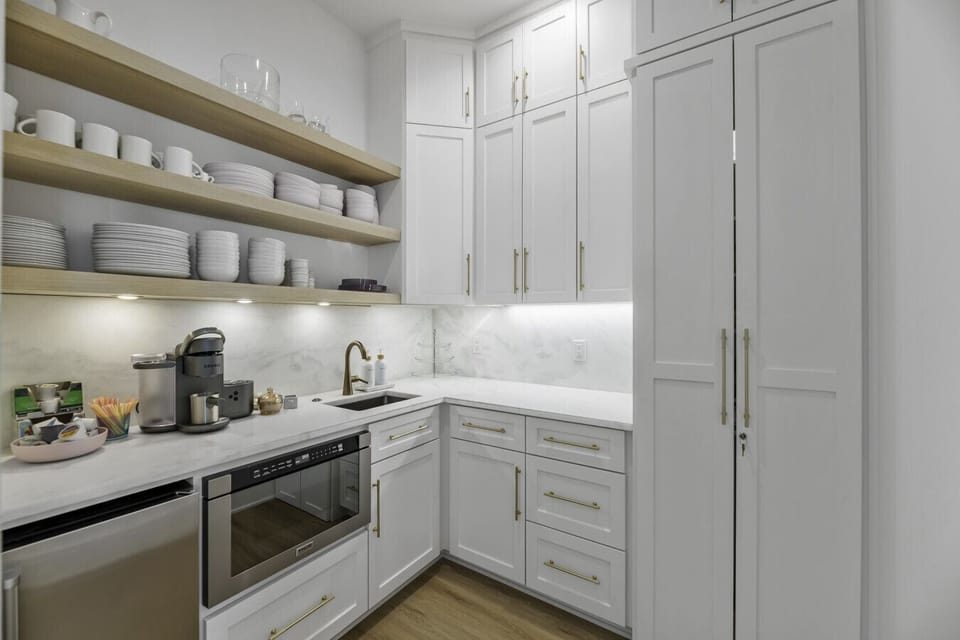 Butler`s Pantry