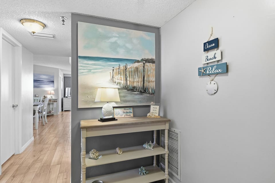 Beach Vibes Entry