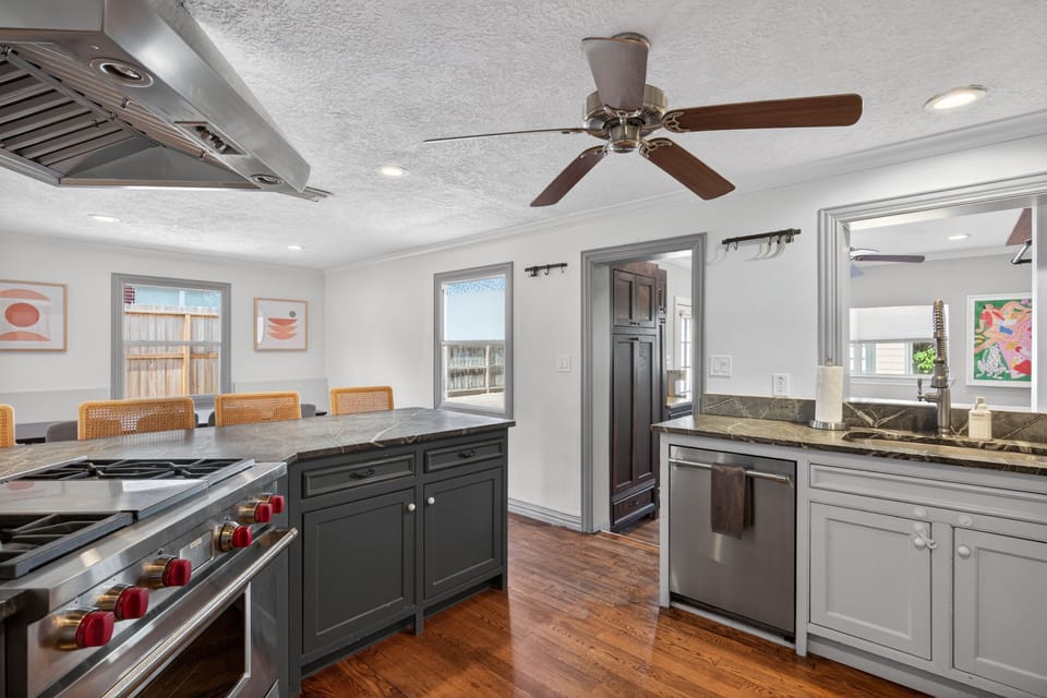 Kitchen - Serene Stay