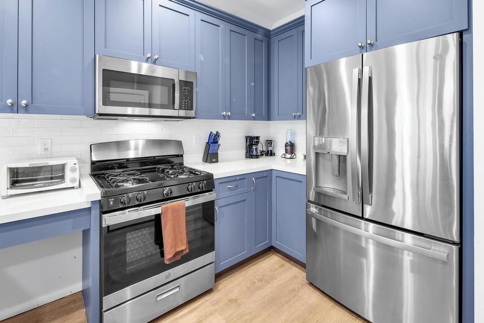Lower Unit Kitchen 3