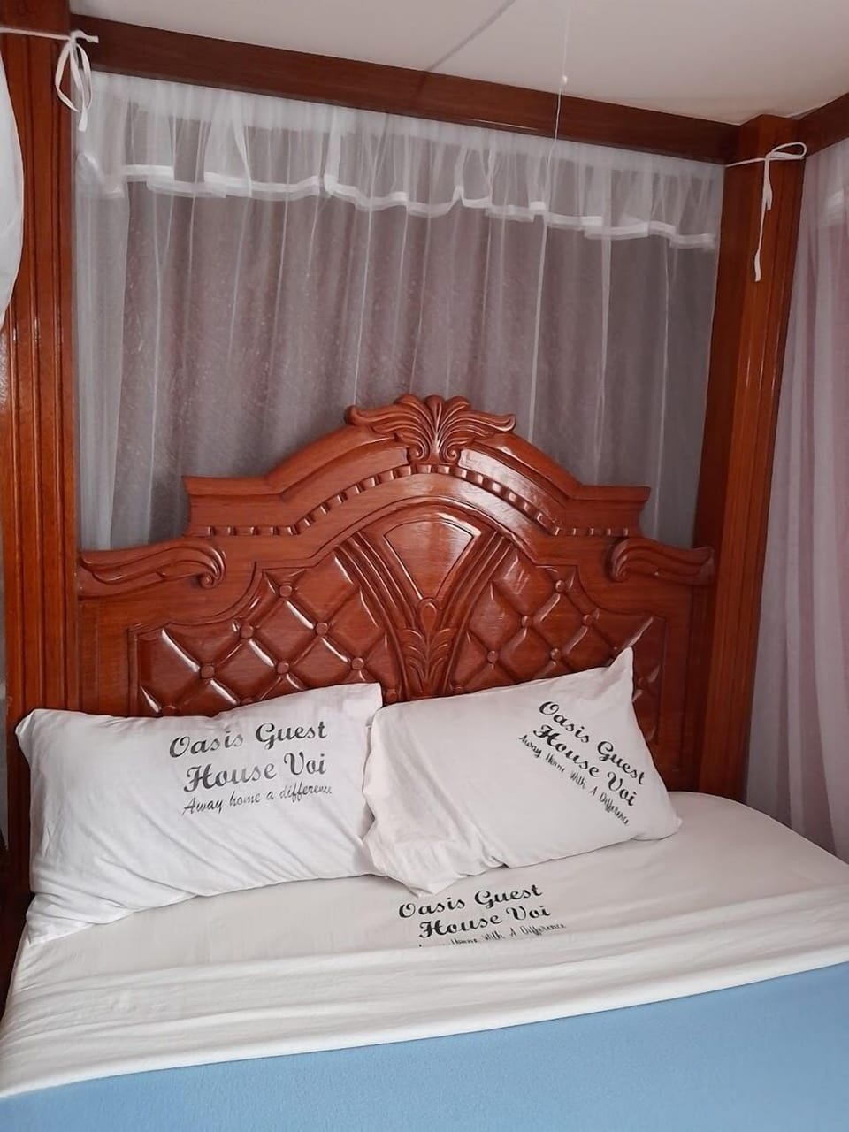 Deluxe Single Room | Free WiFi, bed sheets