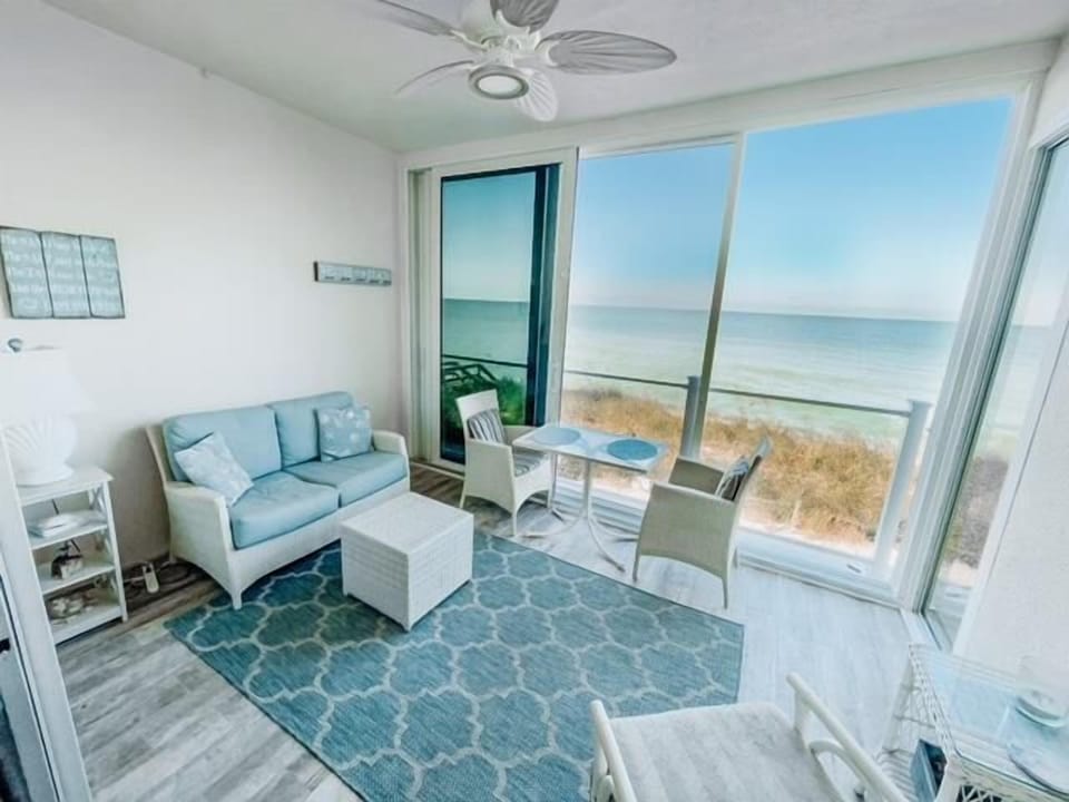 Enclosed Lanai