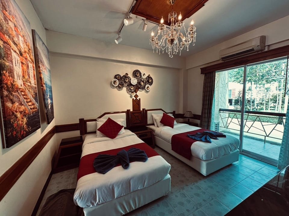 Superior Twin Room, Balcony, Garden View | Desk, laptop workspace, free WiFi