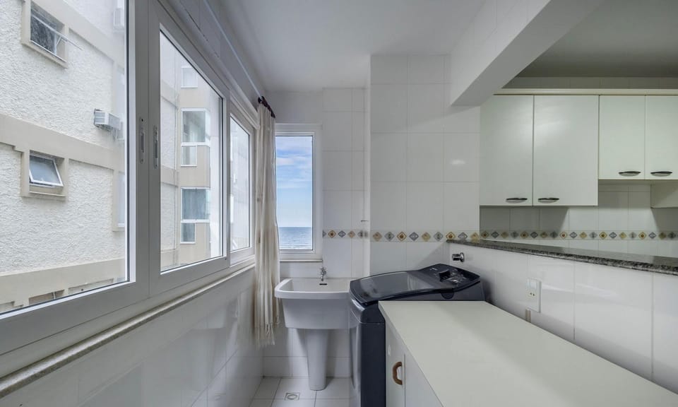 Basic Apartment | Interior