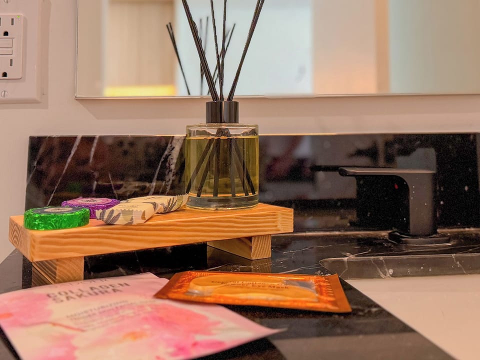 Set the mood with our aromatherapy reed diffuser.