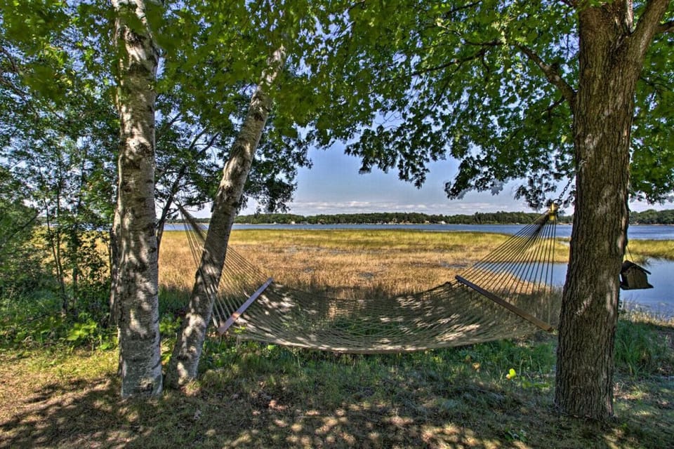 Lakeside Hammock | Shaded Trees | Relaxing Views