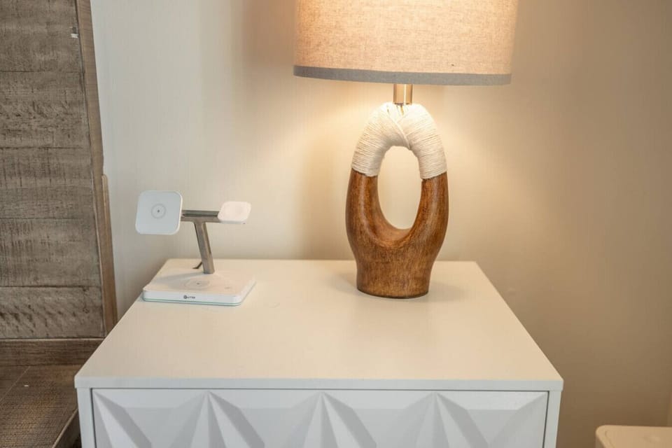 Thoughtful extra touches throughout, including in-room charging stations