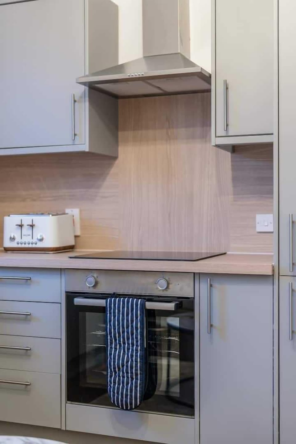 Oven and Hob