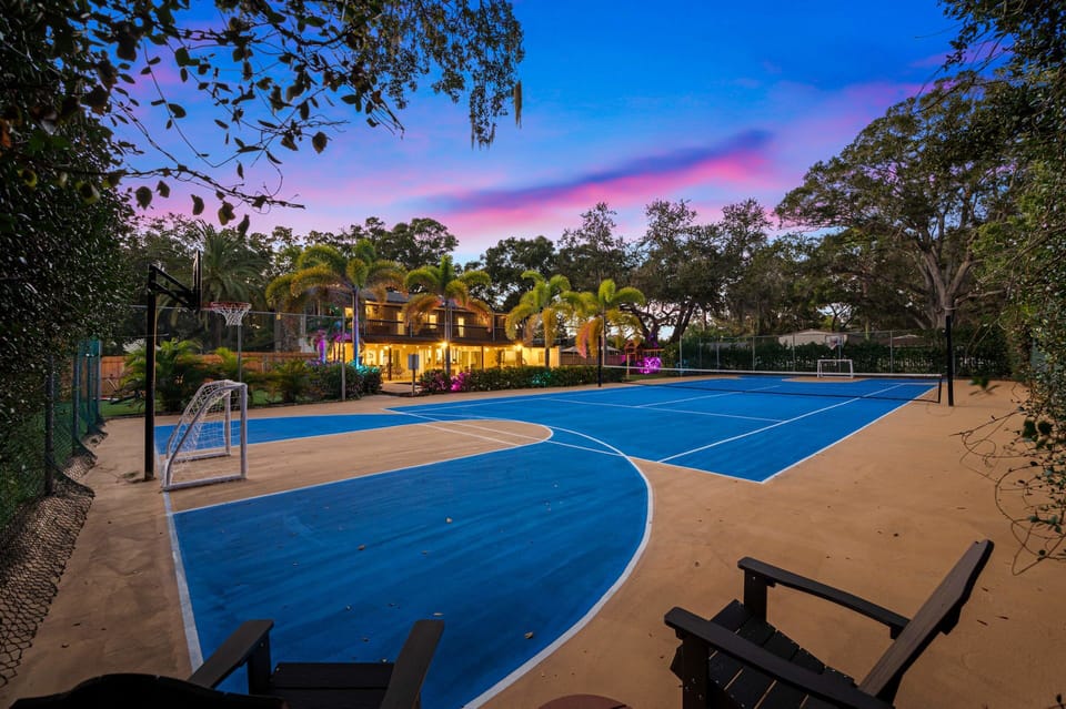 Sport court