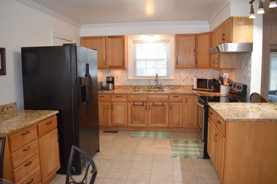 Fully equipped kitchen