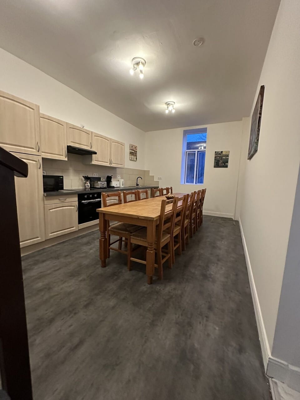 Kitchen-Dining Area