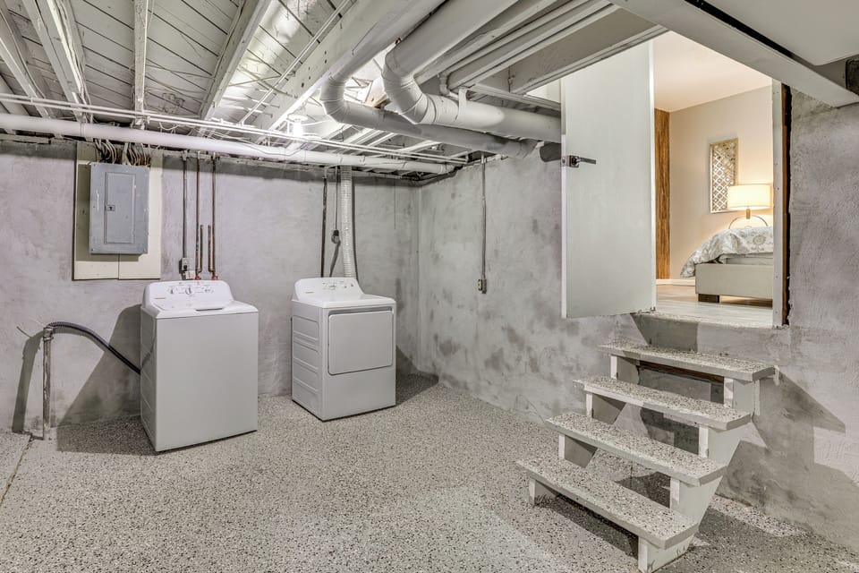 Washer & Dryer | Lower Level