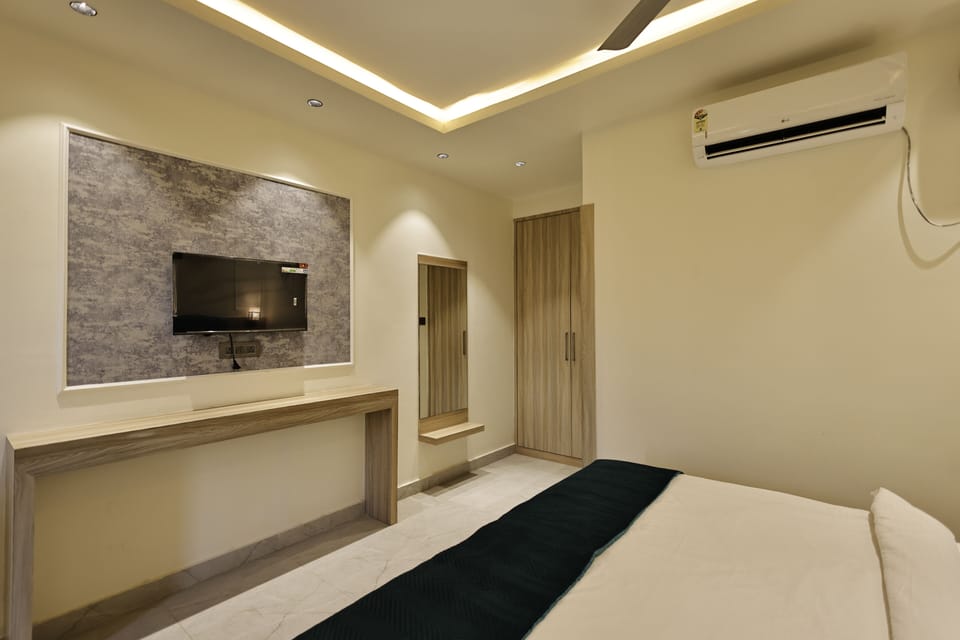 Executive Room | In-room safe, free WiFi, bed sheets