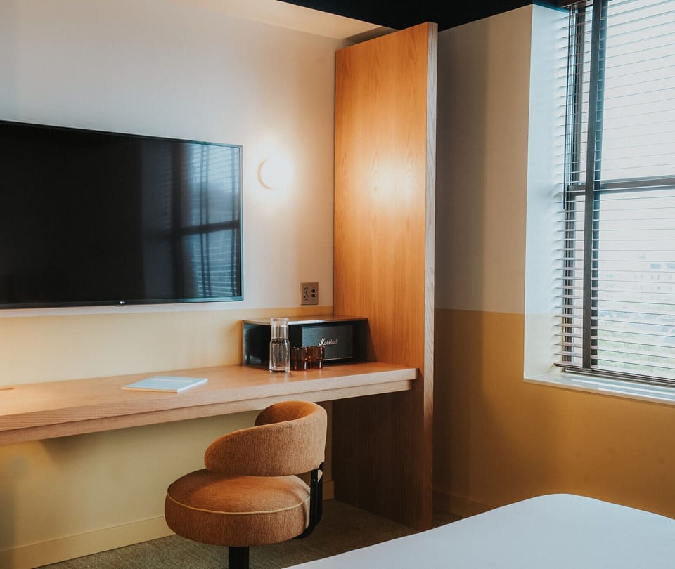 Suite, 1 Bedroom | Hypo-allergenic bedding available, in-room safe, desk, laptop workspace