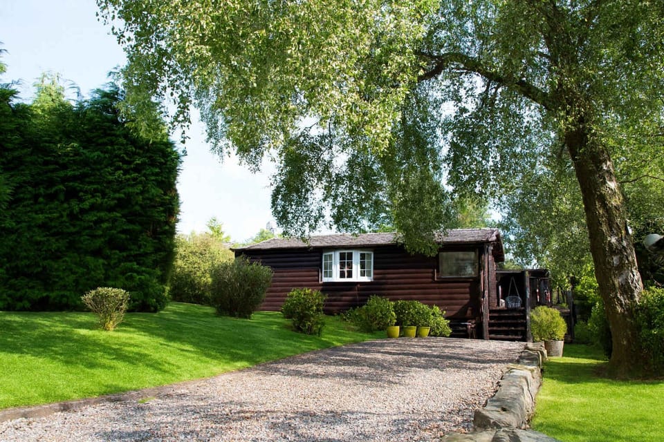 Large Garden offering privacy and tranquility