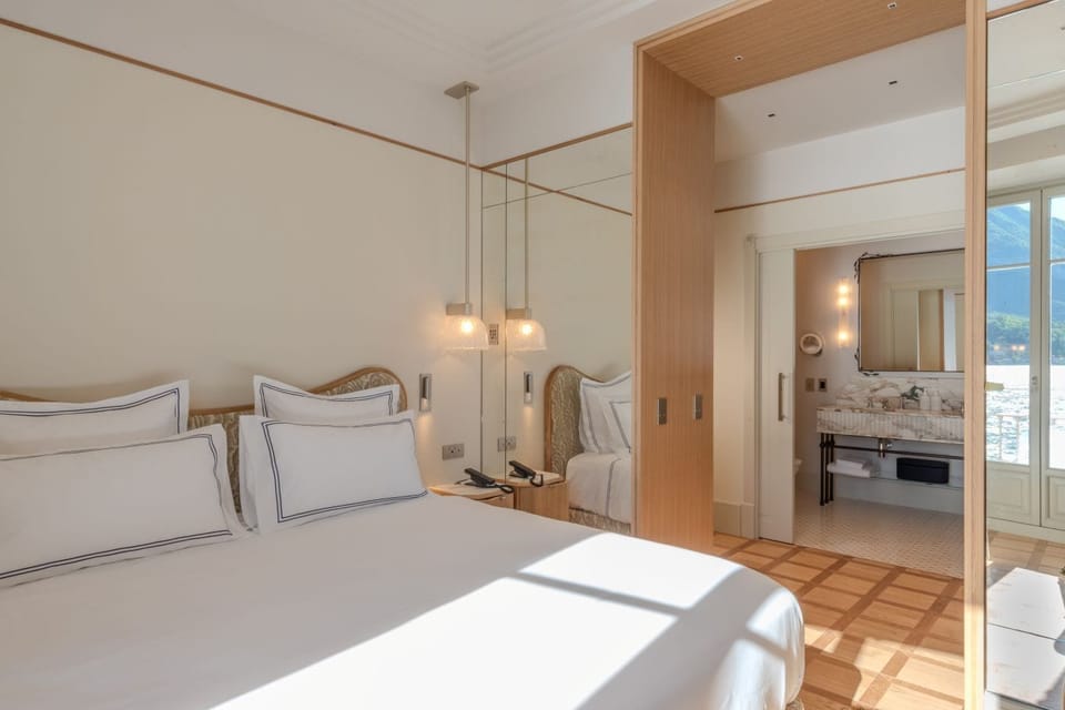 Minibar (free items), in-room safe, blackout drapes, soundproofing