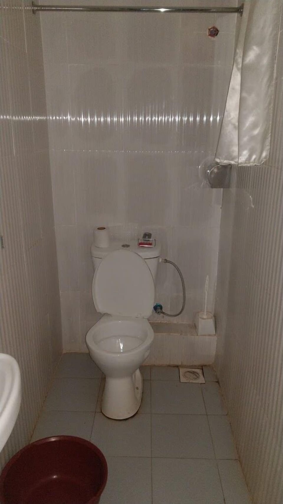Deluxe Single Room, City View | Bathroom | Shower, slippers, towels, soap