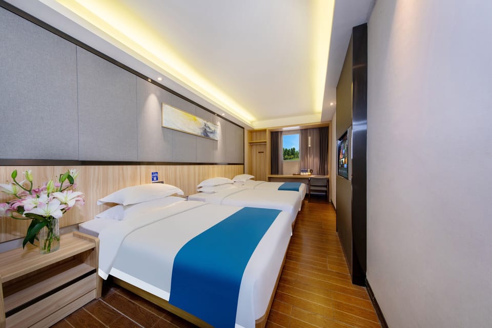 Superior Triple Room, City View | Laptop workspace, free WiFi, bed sheets