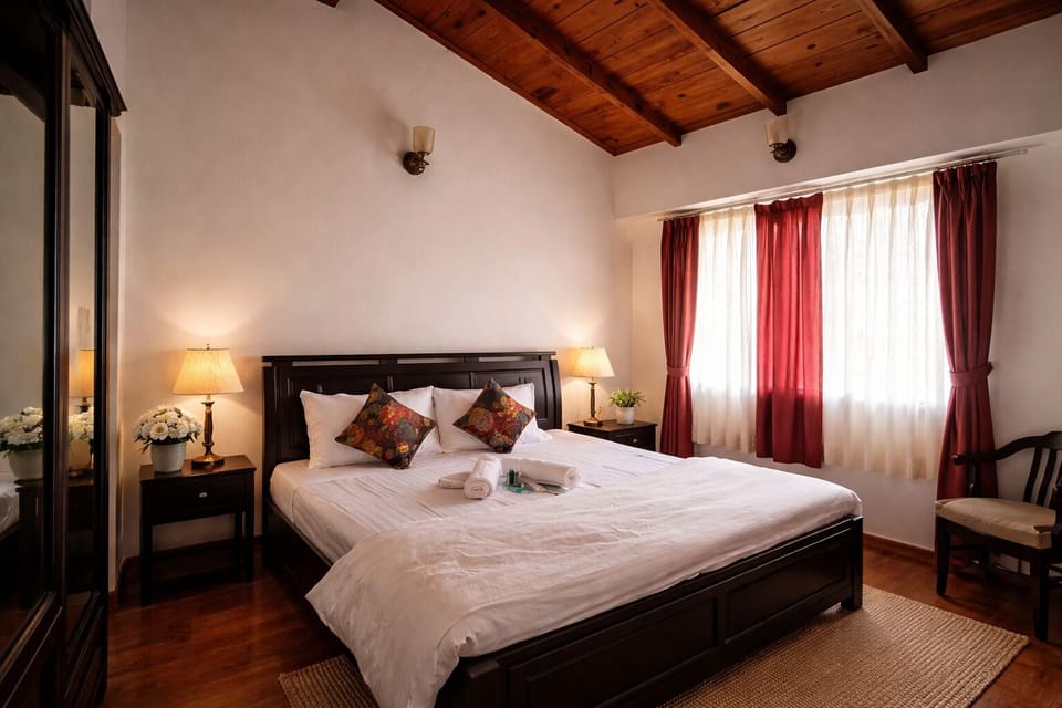 Deluxe Room, Hill View | Desk, free WiFi
