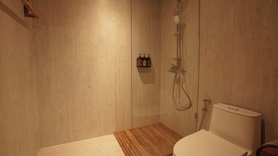 Shared Dormitory | Bathroom | Slippers, bidet