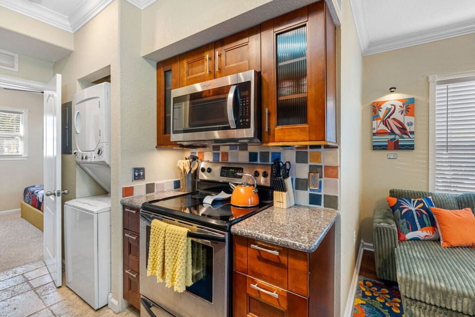 Fully Stocked Kitchen