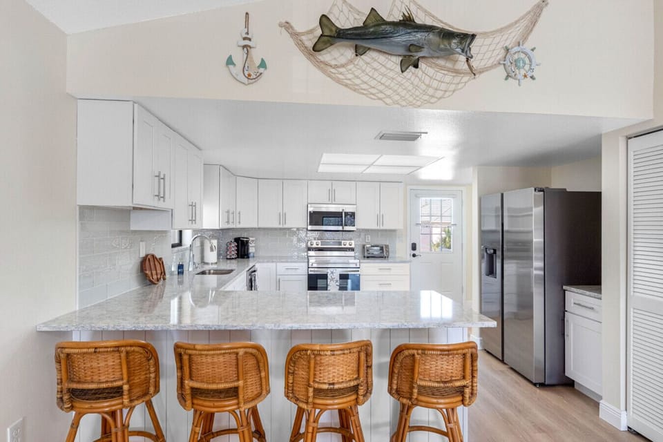 Fully Stocked Kitchen