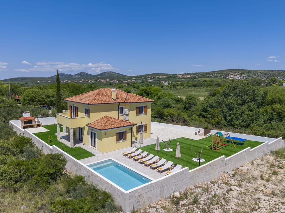 House | 4 bedrooms
