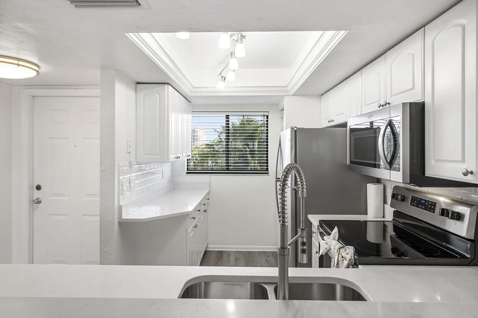 Gorgeous remodeled Kitchen has brand new everything and is fully equipped