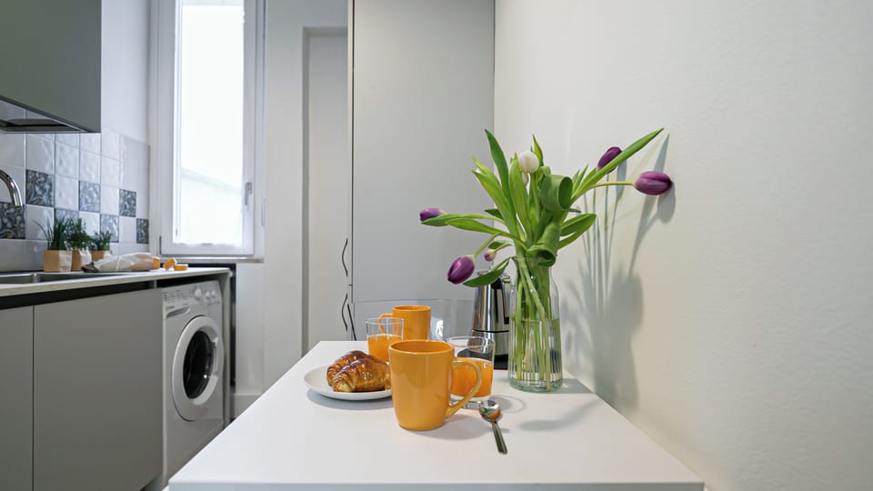 Apartment (1 Bedroom) | Interior