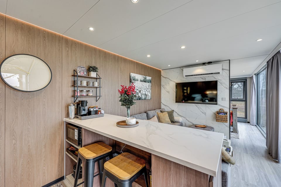 House (1 Bedroom) | Interior