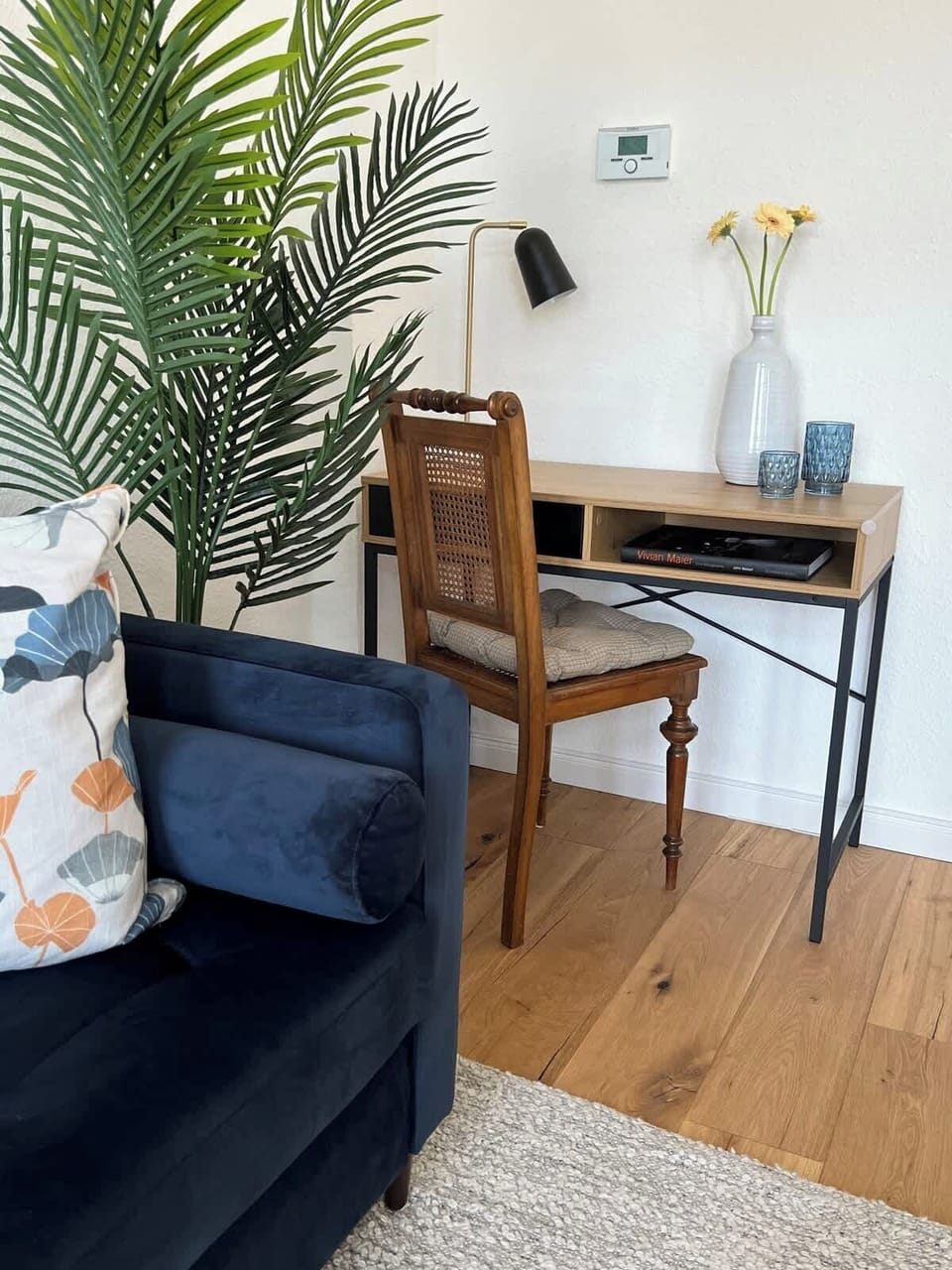 Schreibtisch im Wohnzimmer
